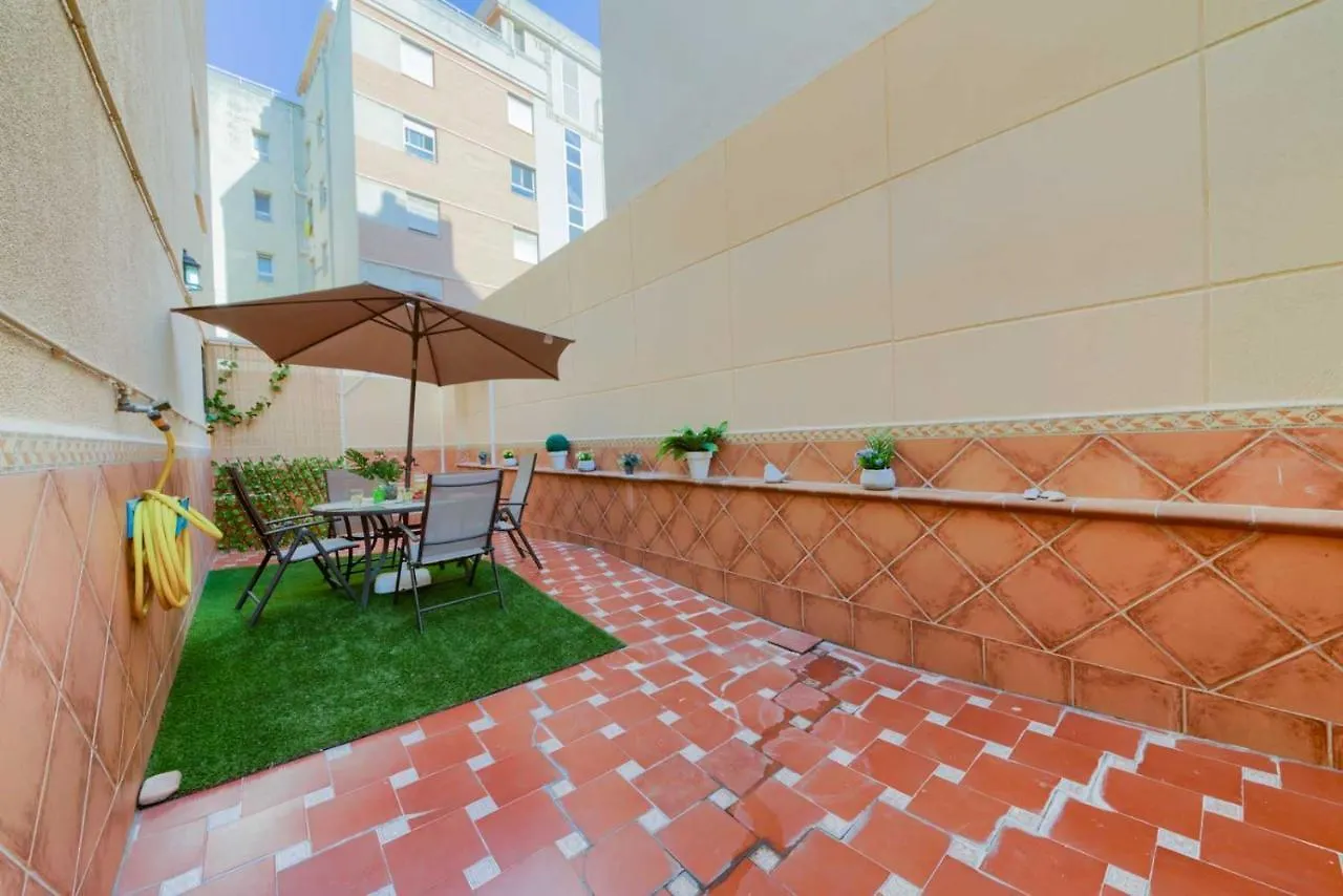 Holidays2Malaga Plaza De Toros Vieja & Parking Opcional 0*, 말라가 스페인